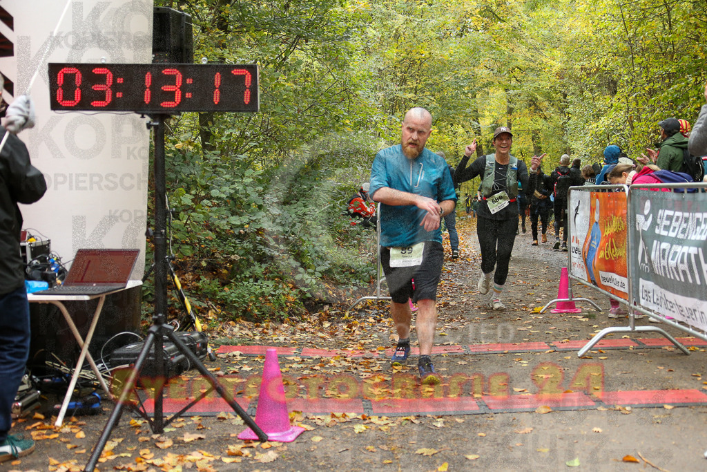 251026_1314_EX1_2985 | Sportfotografie im Rhein-Sieg Kreis, Köln, Bonn, NRW, Rheinland Pfalz, Hessen, etc. Unser Tätigkeitsfeld umfasst den Laufsport vom Volkslauf über den Marathon, Duathlon, Triathon bis zum Ultralauf wie Kölnpfad Ultra oder Schindertrail.