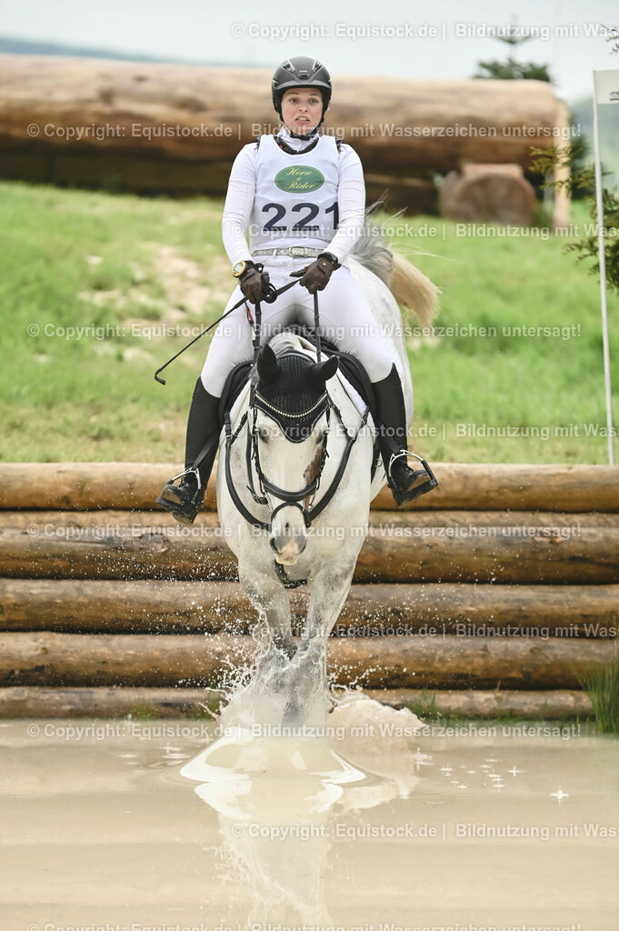 20230513_CCI2_Section2_Gelände_0281 | equistock