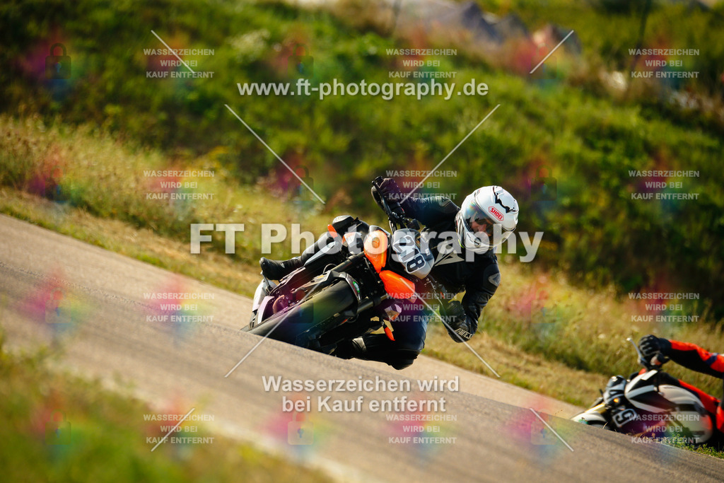 _MOT6100 | Hier findet Ihr Bilder von Touristenfahrten auf der Nürburgring Nordschleife oder von anderen Veranstaltungen die ich besucht habe. Viel Spass beim Durch Schauen 