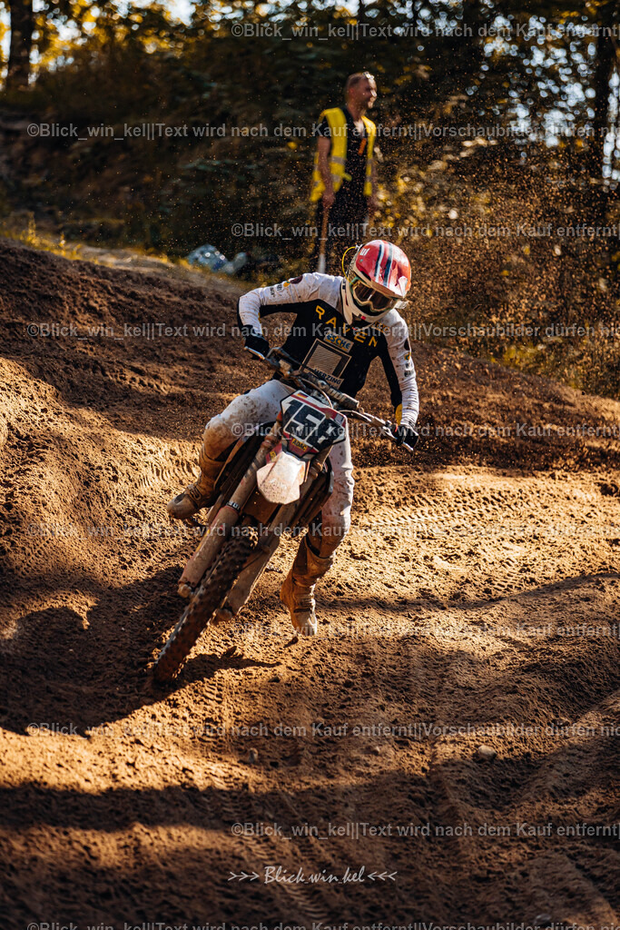 E68A1082 | blick_win_kel