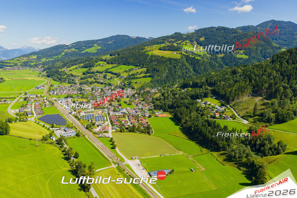 Luftaufnahme von  Öblarn - Die Luftaufnahme wurde 2025 vom UL-Flugzeug heraus erstellt ( keine Drohne ) - Hochauflösende Luftaufnahme - für professionelle Ausdrucke geeignet. Die Geschenkidee !Mit Lizenz und Bildrechte bestellbar