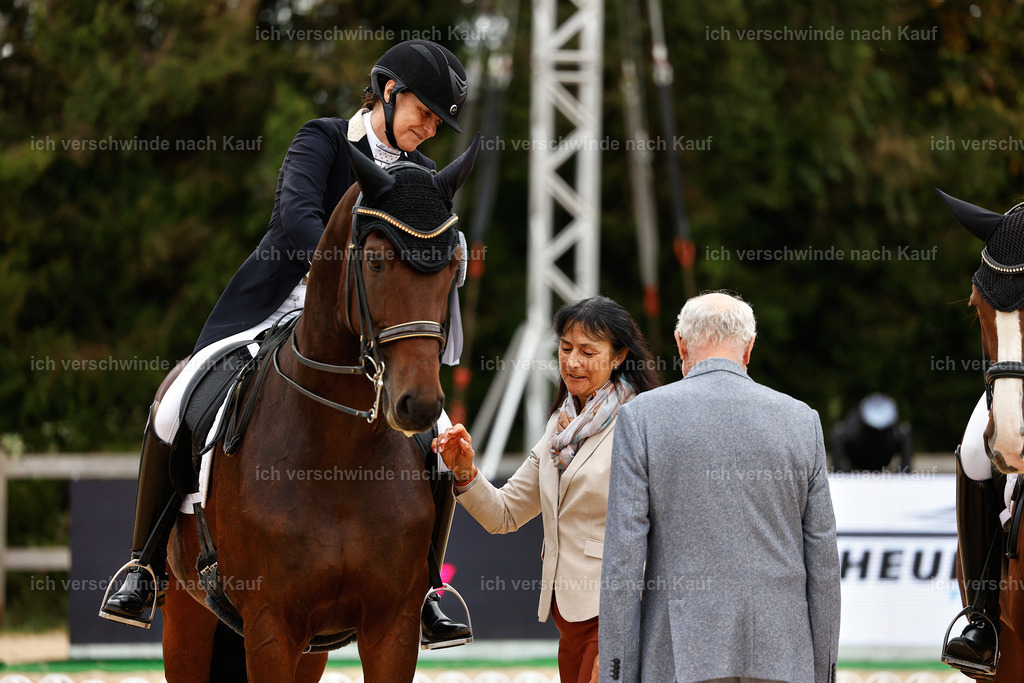 6-Siegerehrung-AMATUER-DRESSUR S_  -StoibPH-3646 | working equitationturnier fotograf videograf stoibphotography marixx film working equitation deutschland reitsport turnierfotografie eventfotografie equestrian events