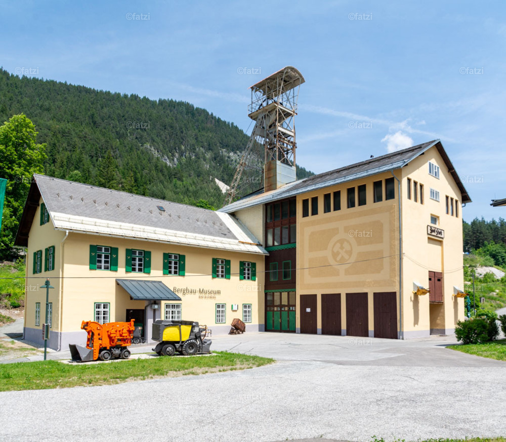 Bergbau-Museum_132047__fatzi-Pano | Fatzi Bilder-Archiv! 
Die Bilder sind für private Nutzung lizenzfrei. Die kommerzielle Nutzung ist möglich und erwünscht, jedoch bitte ich um vorherige Kontaktaufnahme per E-Mail (info@fatzi.at) oder unter +43 650 7828269 - Realisiert mit Pictrs.com