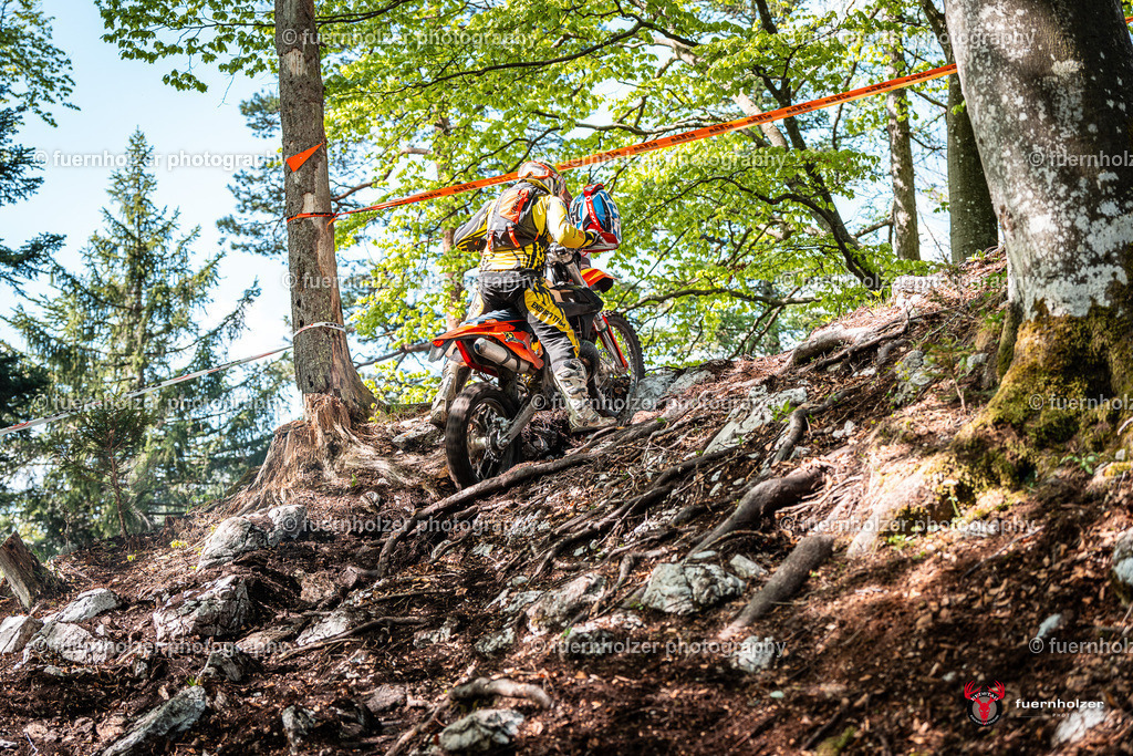 fuernholzer_250501-C2-159 | Fotografische Impressionen von der Red Stag Enduro Extreme by fuernholzer-photography.com. Endurosport in Österreich fotografisch festgehalten von fuernholzer. Auftragsfotografie für Private, Gewerbefotos und Industriefotografie. Eventfotografie, Sportfotografie und Motorsportfotografie. Anbieter von Fotoworkshops, Fototraining, fotografischen Vorträgen und Fotoseminaren.