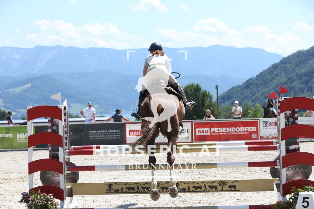 PP017492 | Willkommen bei Brunnmayr - Design & Fotografie – Ihrem Spezialisten für Reitturniere und Pferdeveranstaltungen in Oberösterreich, Salzburg und Bayern! Seit über 17 Jahren sind wir leidenschaftlich dabei.