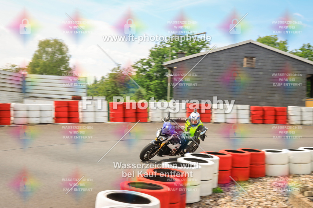 _DSK2897 | Hier findet Ihr Bilder von Touristenfahrten auf der Nürburgring Nordschleife oder von anderen Veranstaltungen die ich besucht habe. Viel Spass beim Durch Schauen 