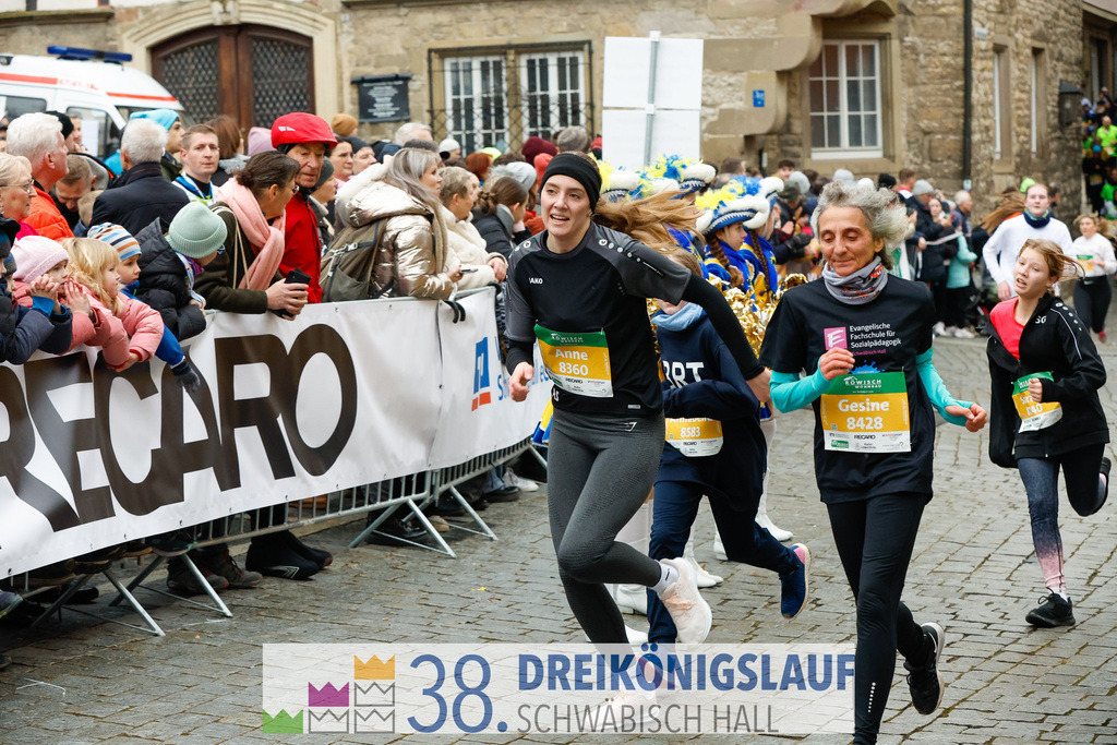 5km Roewisch Wohnbau Cup | 3 Koenigslauf 2024 5km Roewisch Wohnbau Cup - Realisiert mit Pictrs.com