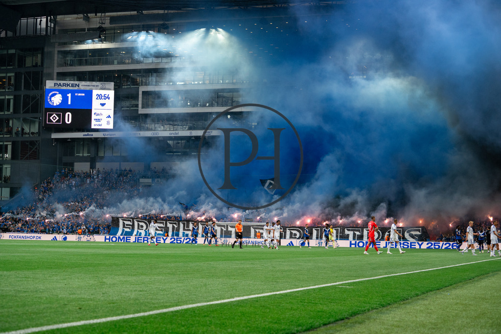 FC Kopenhagen - Hamburger Sport Verein 12.07.2025 | Gänsehaut-Atmosphäre im Parken  - Realisiert mit Pictrs.com