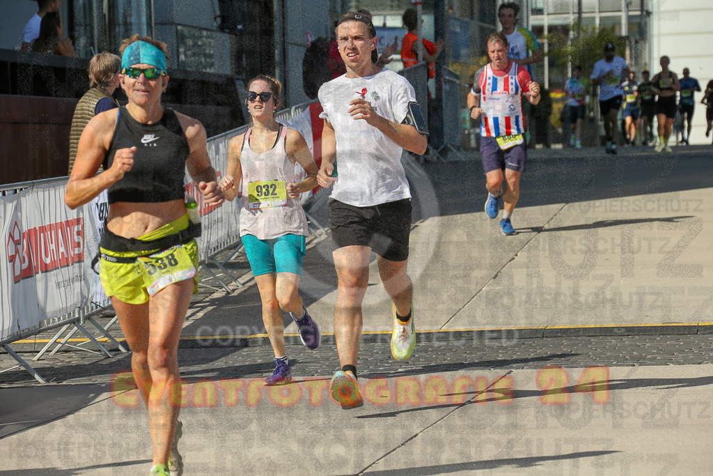 240921_1454_EX1_3984 | Sportfotografie im Rhein-Sieg Kreis, Köln, Bonn, NRW, Rheinland Pfalz, Hessen, etc. Unser Tätigkeitsfeld umfasst den Laufsport vom Volkslauf über den Marathon, Duathlon, Triathon bis zum Ultralauf wie Kölnpfad Ultra oder Schindertrail.