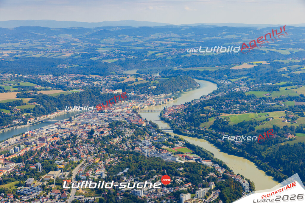 Luftaufnahme von Passau Vs Google Maps- Die Luftaufnahme wurde 2025 vom UL-Flugzeug heraus erstellt ( keine Drohne ) - Hochauflösende Luftaufnahme - für professionelle Ausdrucke geeignet. Die Geschenkidee !Mit Lizenz und Bildrechte bestellbar