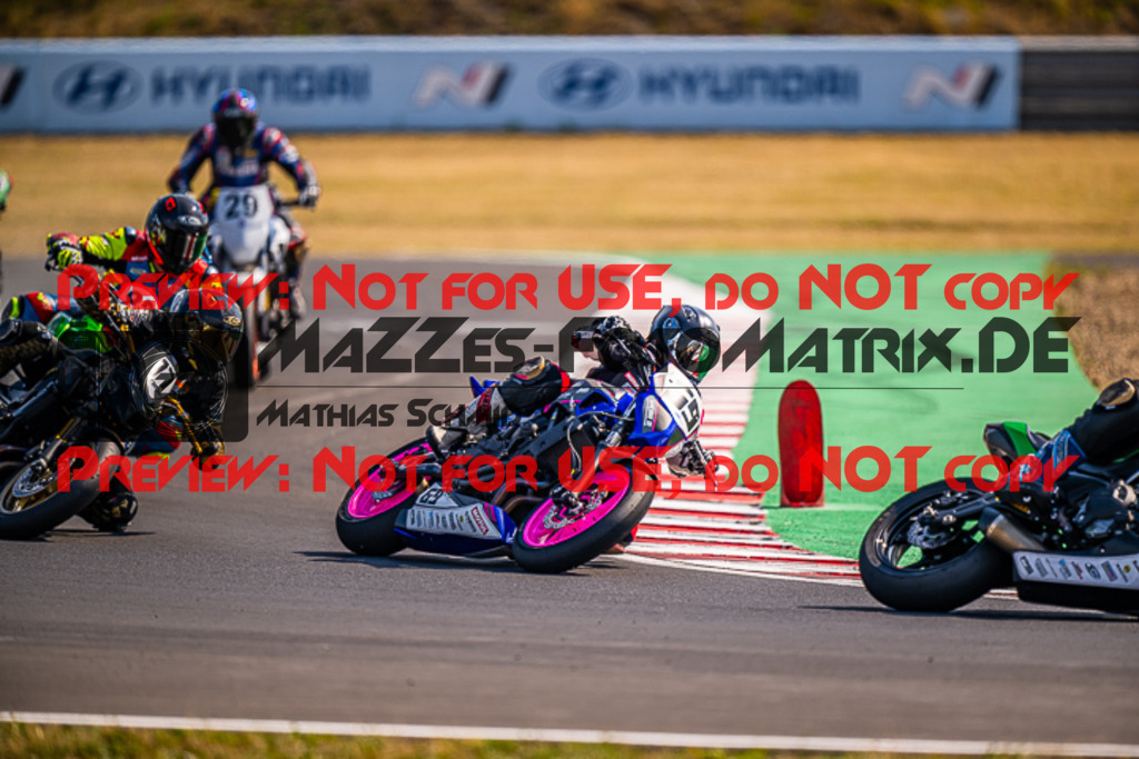 MaZZes_FotoMatrix_220626_2-14 | TWINCUP