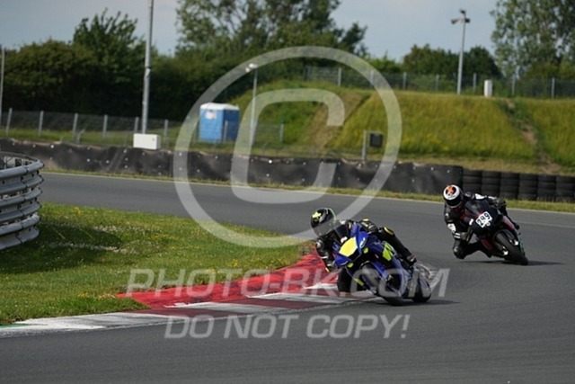 2024_07_06_PBK_32166 | Sportfotografie; SlowMotion; Video; Rennstrecke; Hafeneger; Speer; Racing; RSE; BMW; CBO; Trackday; Motorsportarena; Hockenheimring; Brno; Most; Barcelona; Valencia