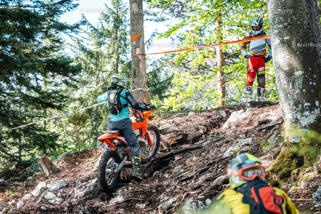fuernholzer_250501-C2-151 | Fotografische Impressionen von der Red Stag Enduro Extreme by fuernholzer-photography.com. Endurosport in Österreich fotografisch festgehalten von fuernholzer. Auftragsfotografie für Private, Gewerbefotos und Industriefotografie. Eventfotografie, Sportfotografie und Motorsportfotografie. Anbieter von Fotoworkshops, Fototraining, fotografischen Vorträgen und Fotoseminaren.