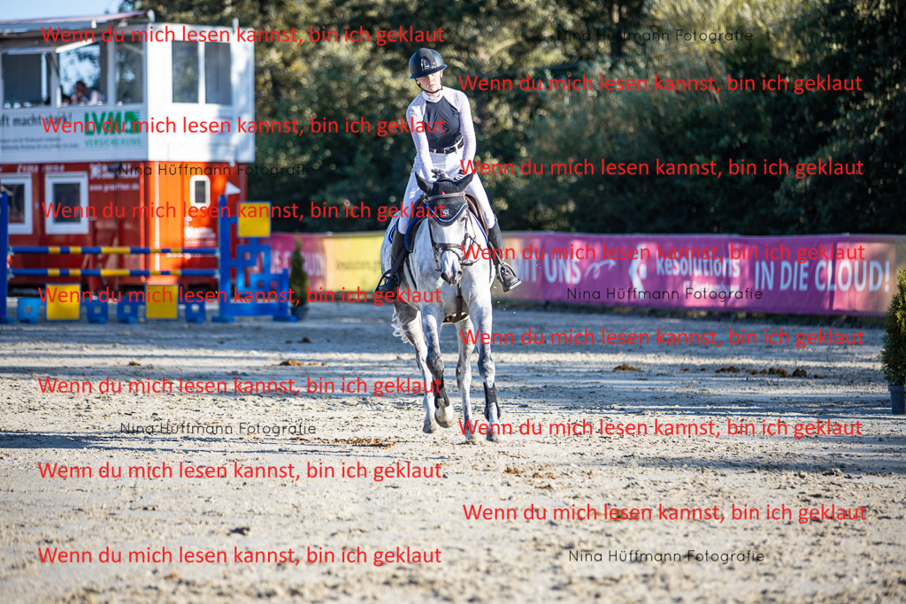 BK1A6209 | Turnierbilder Turnierfotos Nina Hüffmann Turnierfotografie Pferdefotografie Tierzeichnung Haustierzeichnung Pferdezeichnung Hundezeichnung Videograf  - Realisiert mit Pictrs.com