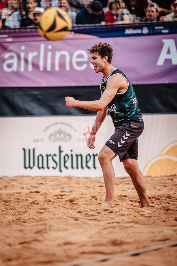 Beachvolleyball | Männer | Allianz German Beach Tour 2025 | Tourstop München | 11.07.2025 | Lui Wüst jubelt