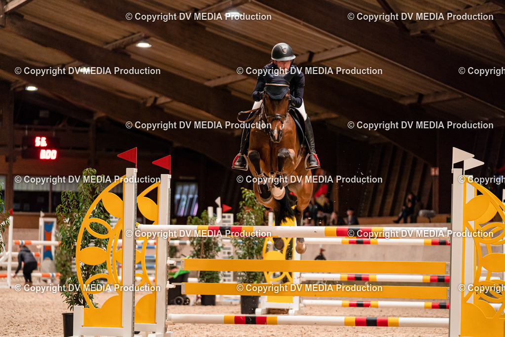 Springen Tag 1-650 | dv-media-shop - Realisiert mit Pictrs.com