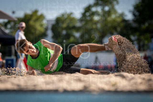 Juniorengala 2026; Mannheim, 13.06.2026 | MANNHEIM, GERMANY - JUNE 13, 2026 : Felix Remmele (GER/TV 1891 Buerstadt) competing in the men’s U20 triple jump during the Juniorengala 2026 at Michael-Hoffmann-Stadion on June 13, 2026 in Mannheim, Germany.
