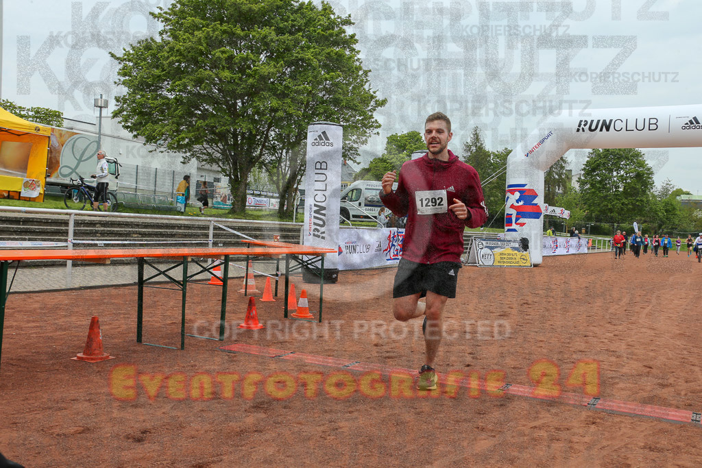 220501_1120_EX1_0354 | Sportfotografie im Rhein-Sieg Kreis, Köln, Bonn, NRW, Rheinland Pfalz, Hessen, etc. Unser Tätigkeitsfeld umfasst den Laufsport vom Volkslauf über den Marathon, Duathlon, Triathon bis zum Ultralauf wie Kölnpfad Ultra oder Schindertrail.