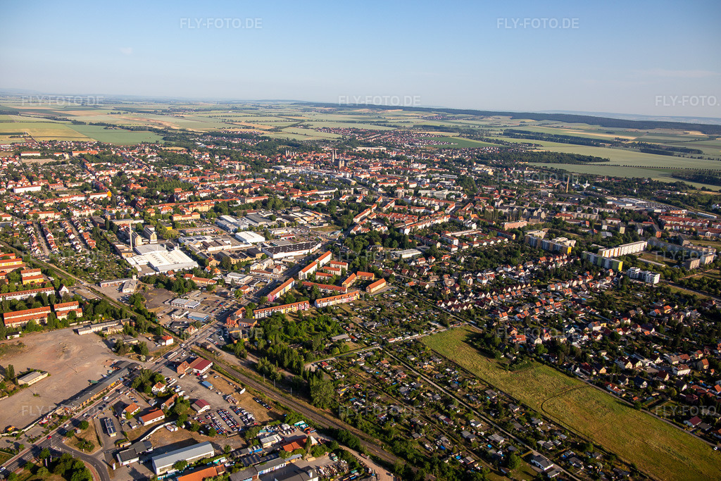 Luftbild: Quedlinburger Landstr in Halberstadt im Bundesland Sachsen-Anhalt in Deutschland. Foto: IMG_136328.jpg vom 15.06.2023 durch Werner Riehm/FLY-FOTO.de
