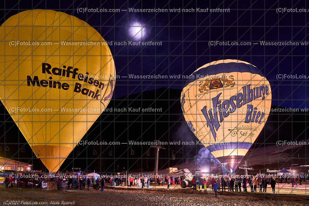 ALP0304_Nacht der Ballone_Lackenhof | (C)FotoLois.com, Alois Spandl, 'Nacht der Ballone' des Ballonclub ÖTSCHERLAND in Lackenhof/Weitental, gemeinsame Veranstaltung mit Tourismusverband ÖTSCHER, Mi 28. Dezember 2022.