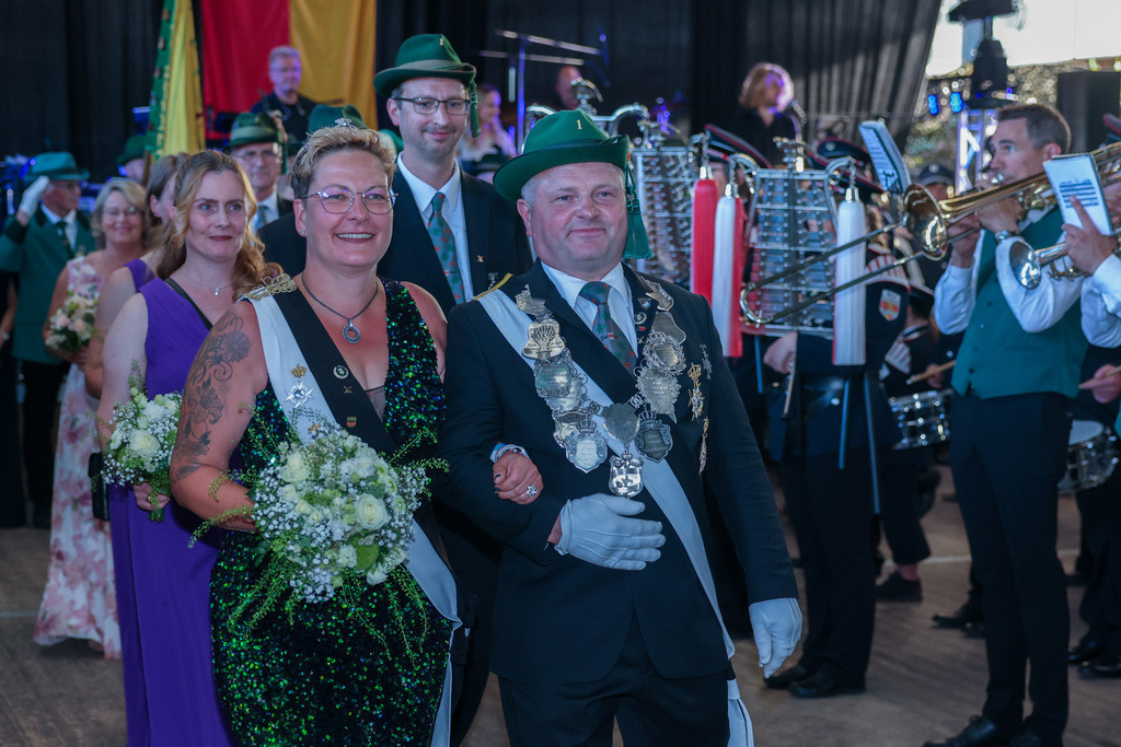 top-top.de-250704-243 | Foto, Video, Fotografie, Videografie, Fotobox, DJ, Discjockey, Musik, Musikbox, Veranstaltung, Photobooth, Amazon, Ebay, Buchtipp, Bestseller, Autor, Verlag, Buch, Wesel, Hamminkeln, NRW, Dinslaken, Rees, Drohne, Hochzeit, Party, Fotobox, Wesel, Fotograf