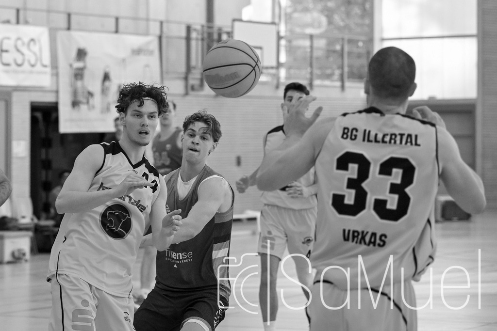 20260425-SML_0229 | Sa-Muel - Realisiert mit Pictrs.com