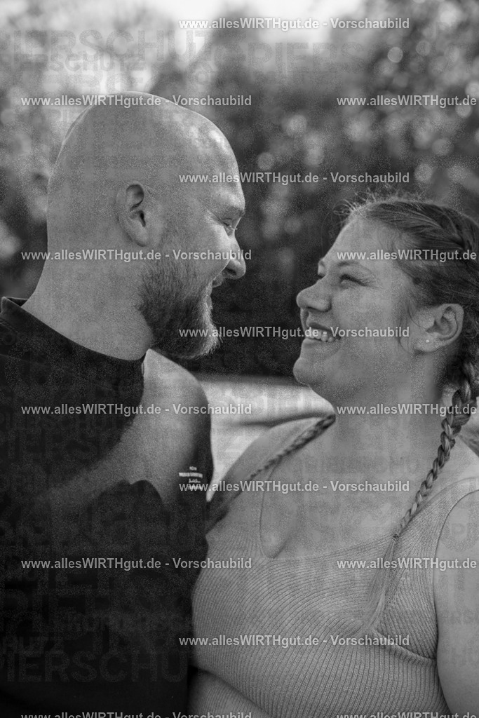 Hundeschwimmen_Volksbad_2026-allesWIRTHgut_Tierfotografie-2609061134-104449-7R509721 | Professionelle Tierfotografie in Mönchengladbach von Daniel Wirth (allesWIRTHgut). Liebevolle & natürliche Bilder von Hunden & Katzen für unvergessliche Erinnerungen.