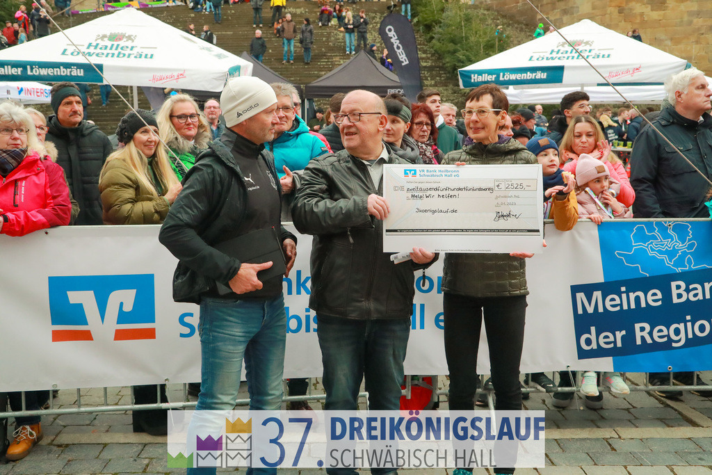 VR Bank Hauptlauf 10000m | 3 Koenigslauf 2023 - Realisiert mit Pictrs.com