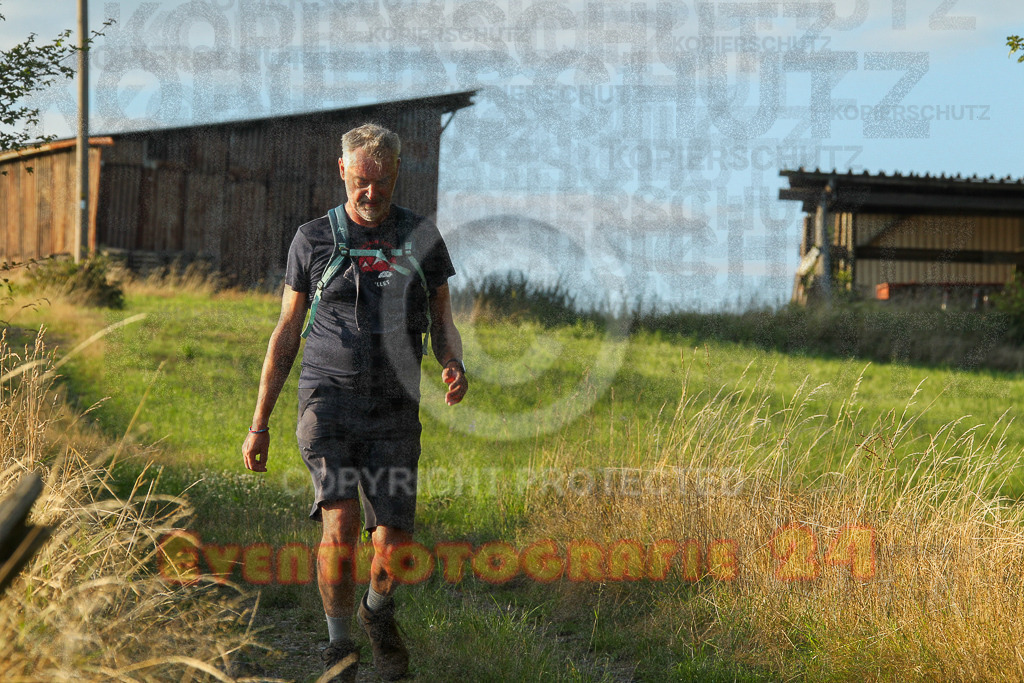 250801_1951_EV4_8896 | Sportfotografie im Rhein-Sieg Kreis, Köln, Bonn, NRW, Rheinland Pfalz, Hessen, etc. Unser Tätigkeitsfeld umfasst den Laufsport vom Volkslauf über den Marathon, Duathlon, Triathon bis zum Ultralauf wie Kölnpfad Ultra oder Schindertrail.