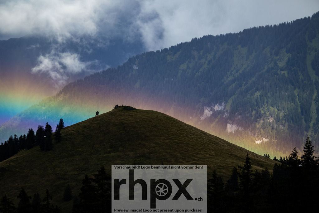 Regenbogen | Stimmungsvolle Fotokunst aus Luzern. Erlebe den Pilatus, den See und die Stadt Luzern in exklusiven Aufnahmen in der Fotogalerie & Shop. - Realisiert mit Pictrs.com