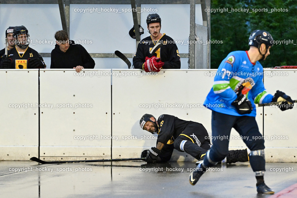 VAS Ballhockey Villach vs. ASKÖ Villach Ballhockey | #99 Alagic Adis, #69 Ettlmayr Timo, VAS Ballhockey Villach vs. ASKÖ Villach Ballhockey, VAS Ballhockey Villach vs. ASKÖ Villach Ballhockey am 28.05.2025 in Villach (Alpen Arena ), Austria, (Photo by Bernd Stefan)