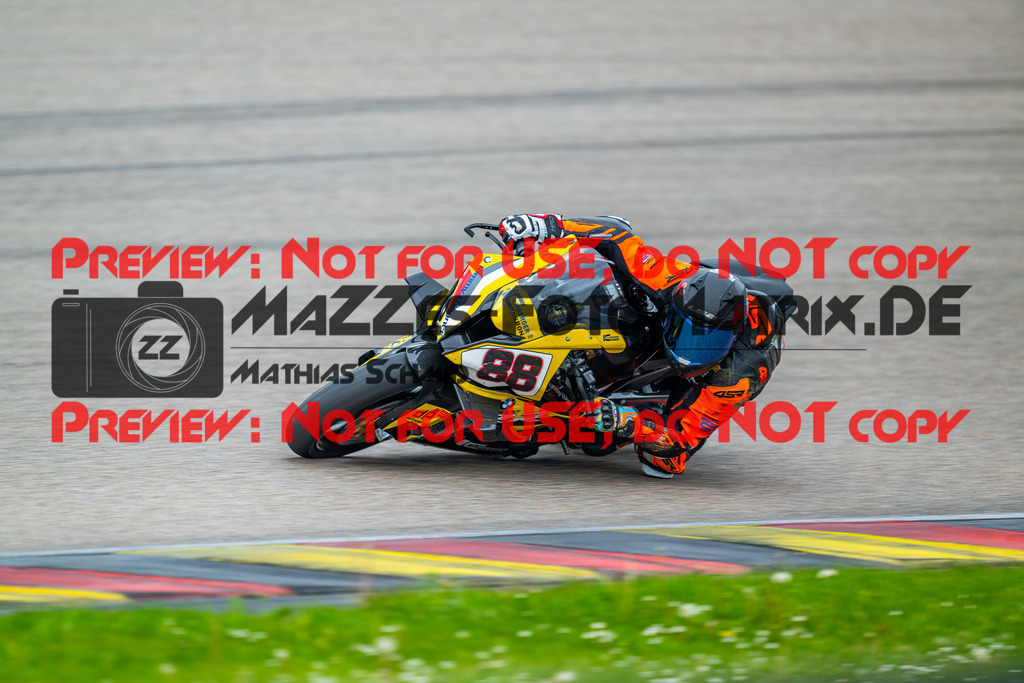 MaZZes_FotoMatrix_240504_6007705_3648 | STK1000