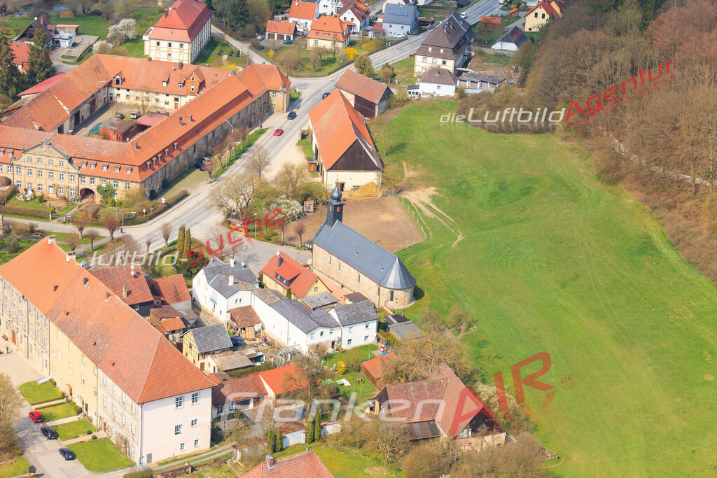 Luftbild von Klosterlangheim Lichtenfels - Luftaufnahme wurde 2016 von https://frankenair.de mittels Flugzeug (keine Drohne) erstellt - die Geschenkidee
