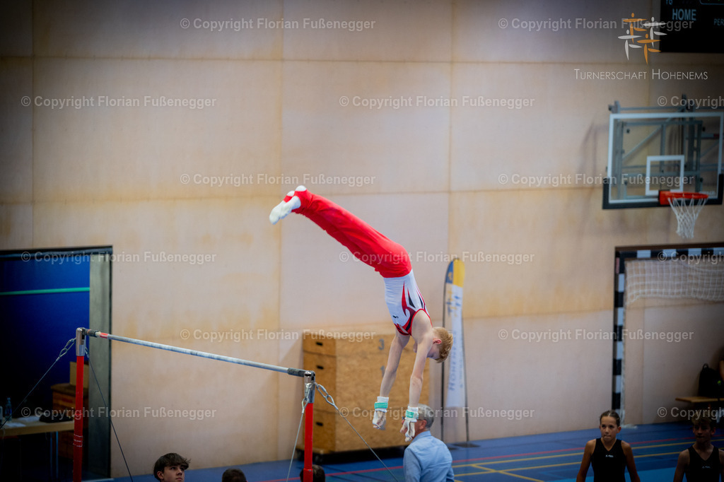 Promo-23 | "Fussifoto.com – Ihr Ansprechpartner für hochwertige Fotografie! Entdecken Sie kreative Bilder und professionelle Dienstleistungen. Kontaktieren Sie uns für Ihre Projekte!"