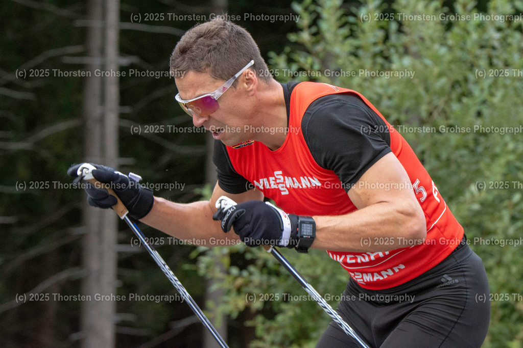 Deutsche Meisterschaften Biathlon | Deutsche Meisterschaften Biathlon, Speziallanglauf Maenner am 14.09.2018 in der DKB SKI ARENA in Oberhof, (Deutschland)

Bild: Nawrath Philipp vom SKNesselwang / LpB - Realisiert mit Pictrs.com