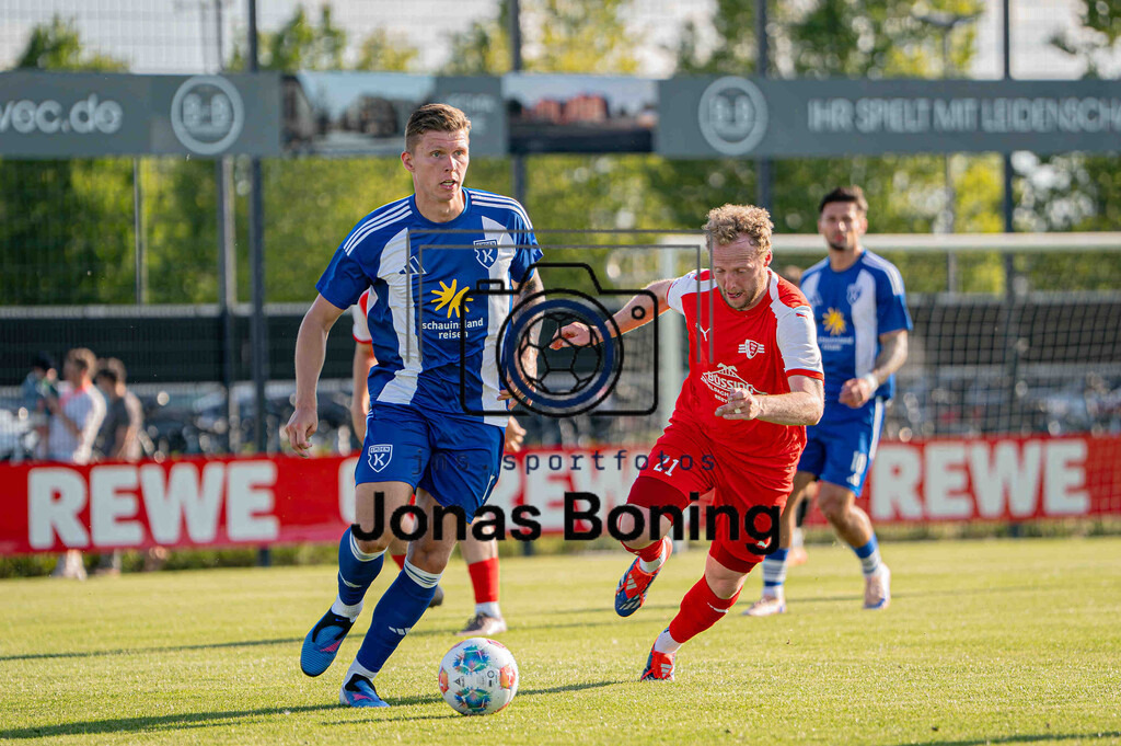 Fußball I Herren I Saison 2026-2027 I Testspiel I VfL Oythe - BSV Kickers Emden I 00596 | jns.sportfotos - Realisiert mit Pictrs.com