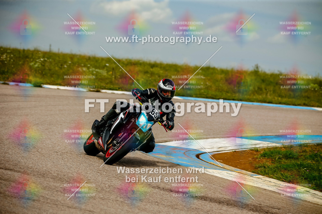 Chambley Juli-2658 | Hier findet Ihr Bilder von Touristenfahrten auf der Nürburgring Nordschleife oder von anderen Veranstaltungen die ich besucht habe. Viel Spass beim Durch Schauen 