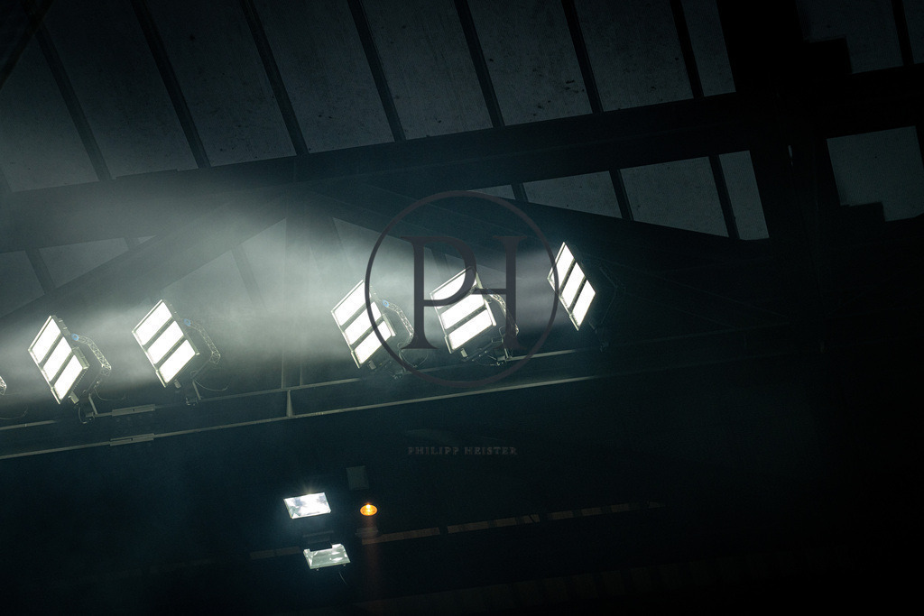 Spieltag 9 Köln - HSV_Sc-129 | Philipp-Heist - Realisiert mit Pictrs.com