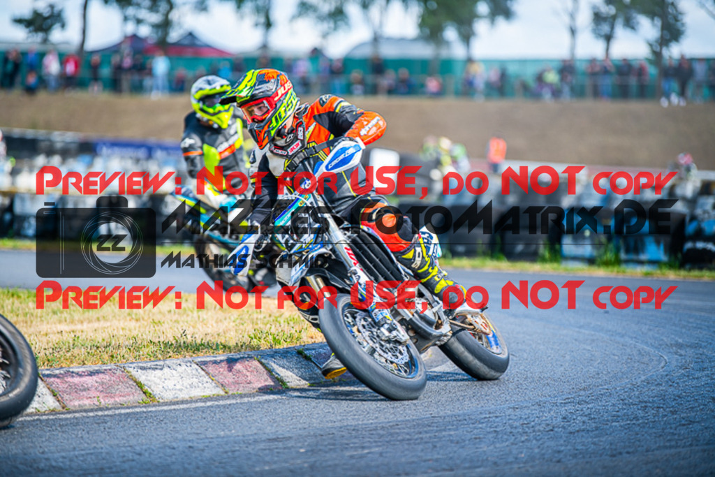 MaZZes_FotoMatrix_220529_6576 | Fotograf Mathias Schmid
Sportfotograf,
Eventfotograf,
Hochzeitsfotograf,
Portraitfotograf