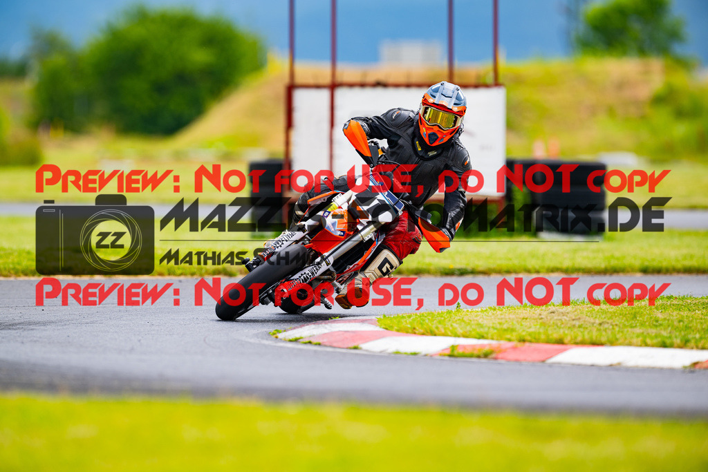 MaZZes_FotoMatrix_240712_6007705_5217 | S2