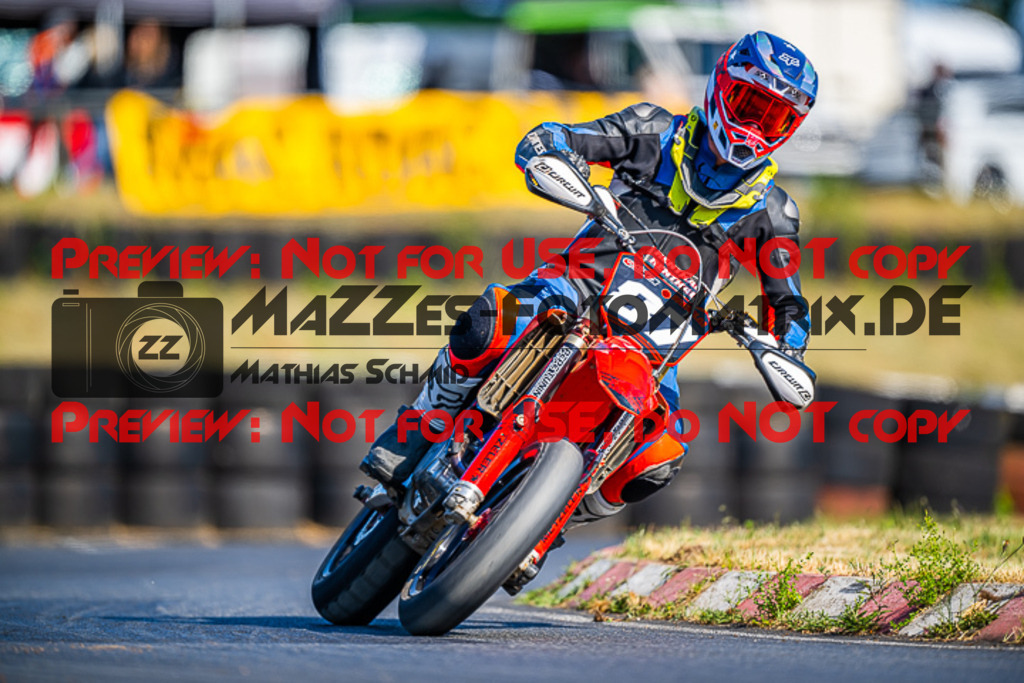 MaZZes_FotoMatrix_220529_5123 | Fotograf Mathias Schmid
Sportfotograf,
Eventfotograf,
Hochzeitsfotograf,
Portraitfotograf