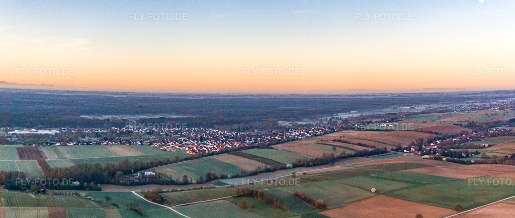 Luftbild: Ortspanorama im Viehstrich von Norden im Ortsteil Schaidt in Wörth im Bundesland Rheinland-Pfalz in Deutschland. Foto: IMG_63039-Bearbeitet.jpg vom 20.03.2014 durch Werner Riehm/FLY-FOTO.deAuflösung des Originals: 6447 x 2736 px