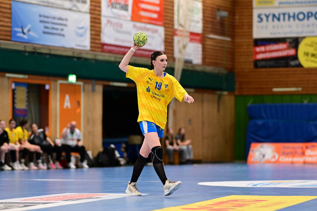 Handball I Juniorinnen I Saison 2024-2025 I Deutsche Meisterschaft I Viertelfinale I Buxtehuder SV - HC Leipzig | Lisa Lammich (19, HC Leipzig) - Realisiert mit Pictrs.com