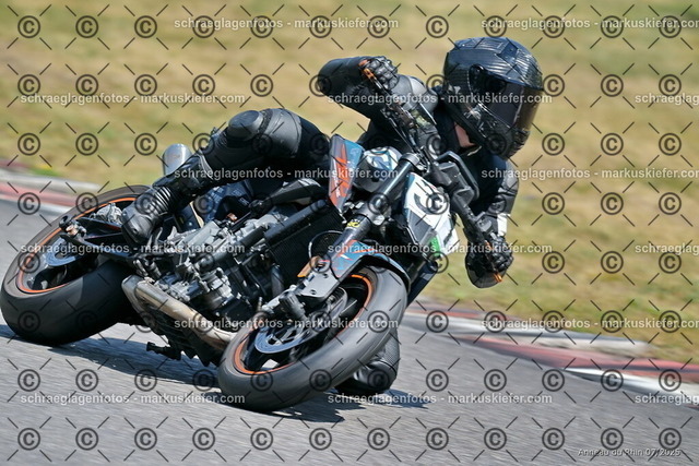 25bt04-1071 | markuskiefer.com - Realisiert mit Pictrs.com