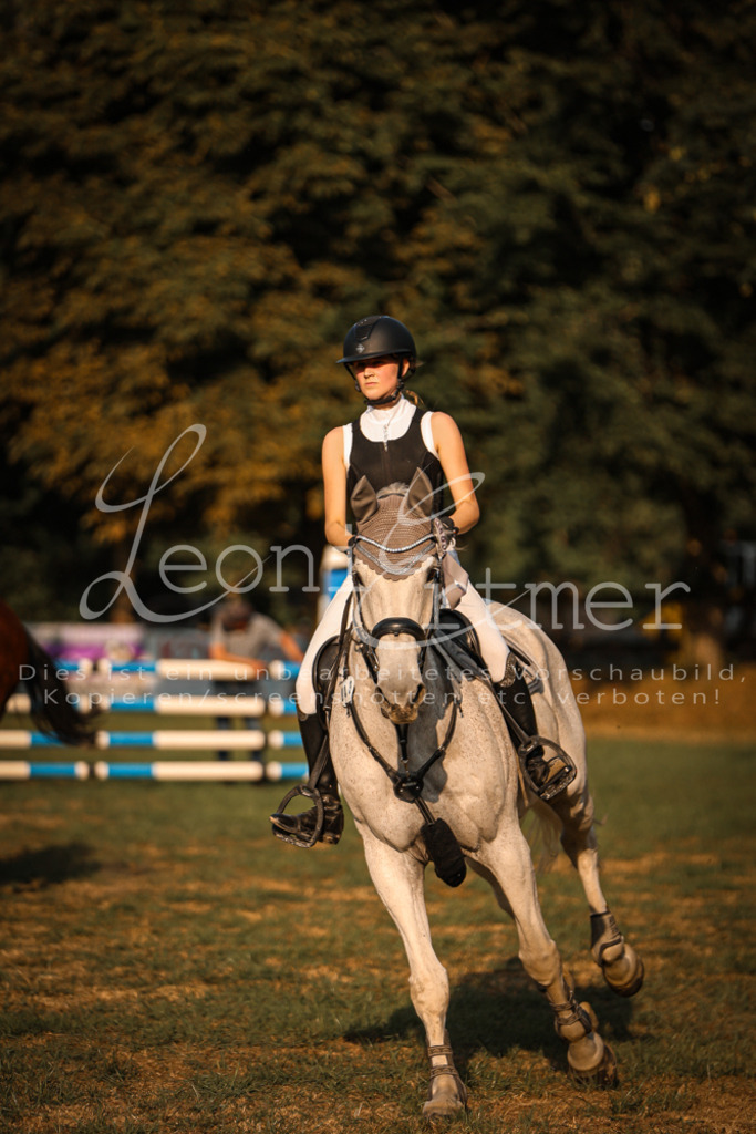 18.FrSpA00235 | Leoni Ertmer Photography - Realisiert mit Pictrs.com