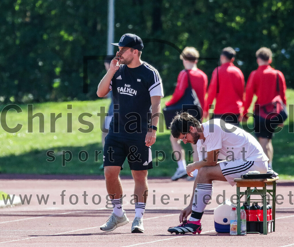 2023-09-02_055_SG_Markt_Schwaben_gegen_TSV_Hohenbrunn | Markt Schwaben, Deutschland, 02.09.2023:
Fußball, Kreisklasse 2023 / 2024, 3. Spieltag, (SG) Markt Schwaben gegen TSV Hohenbrunn, Endergebnis: 2:0

Trainer Michael Hieber (SG Markt Schwaben)

Foto: Christian Riedel / fotografie-riedel.net