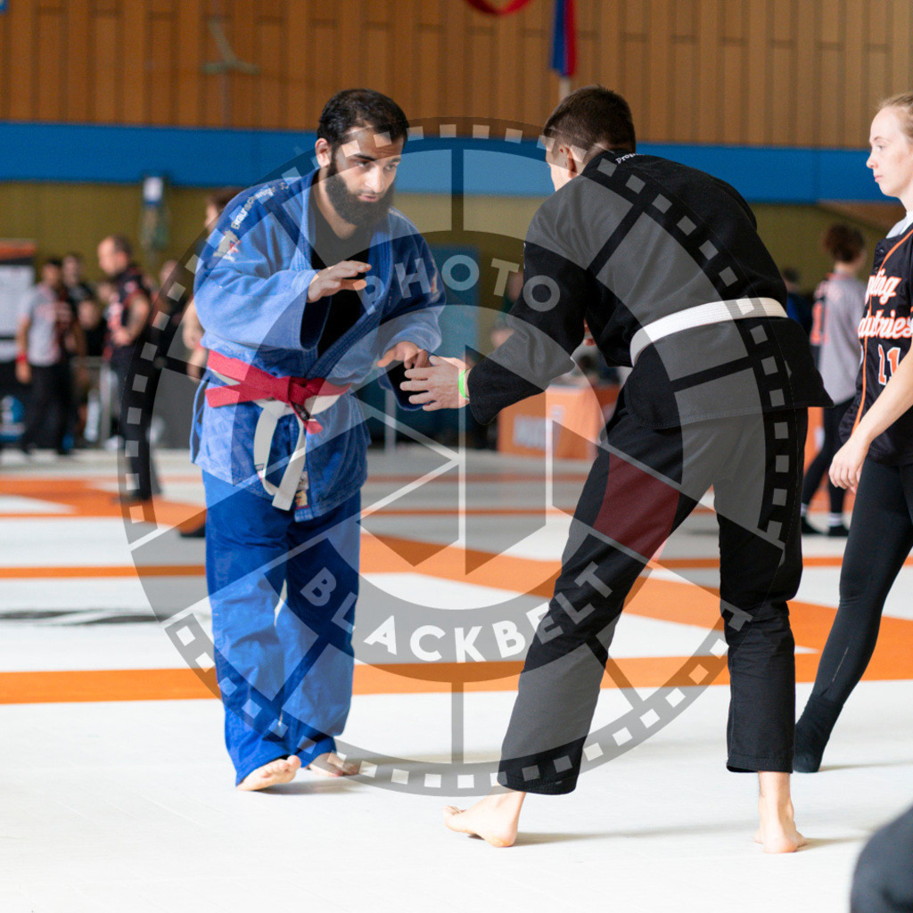 20240915PBB1103 | Athletes compete during the Grappling Industries’ grappling and Brazilian jiu-jitsu competition in Berlin, on September 15, 2024.