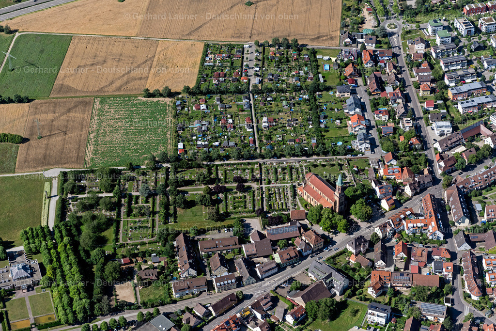 4033836 | SANKT GEORGEN 30.06.2020 Parzellen einer Kleingartenanlage  in Sankt Georgen im Bundesland Baden-Württemberg, Deutschland // Parcel of a small garden  in Sankt Georgen in the state Baden-Wuerttemberg, Germany Foto: Gerhard Launer