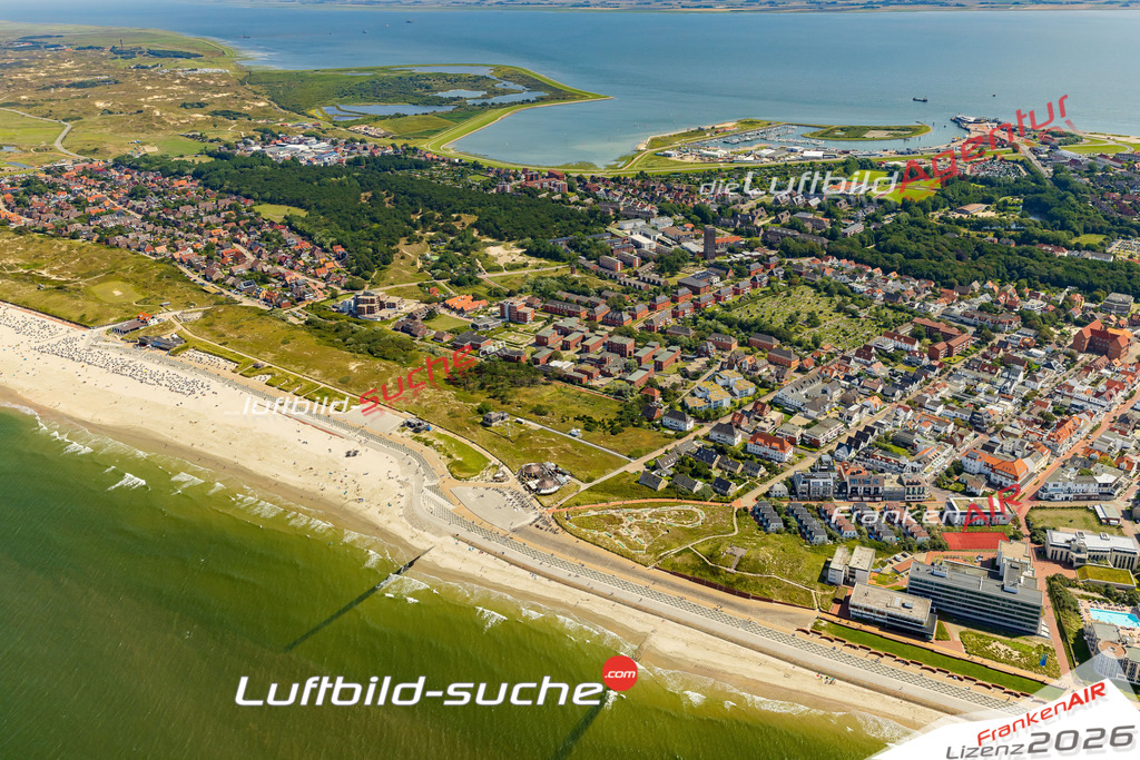 Luftbild der Stadt Norderney - Die Luftaufnahme wurde 2025 vom UL-Flugzeug heraus erstellt ( keine Drohne ) - Hochauflösende Luftaufnahme - für professionelle Ausdrucke geeignet. Die Geschenkidee !Hier alle&nbsp;Infos zur Lizenzierung der LuftaufnahmeWir fliegen auch dieses Jahr wieder in Ihre Region um Luftbilder zu erstellen.- Luftbild anfragen