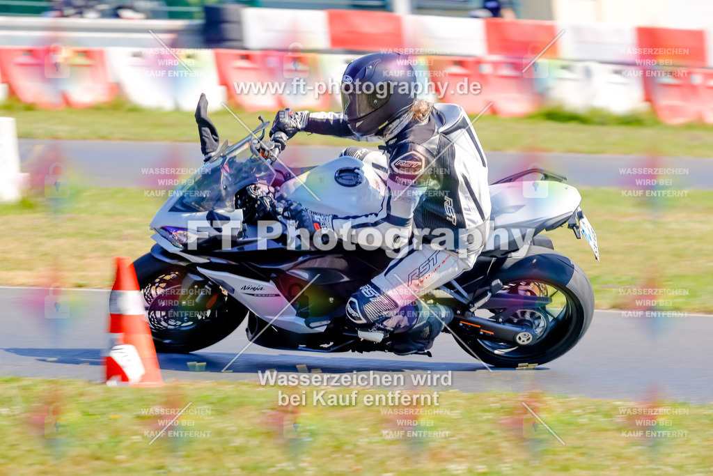 _MOT9106 | Hier findet Ihr Bilder von Touristenfahrten auf der Nürburgring Nordschleife oder von anderen Veranstaltungen die ich besucht habe. Viel Spass beim Durch Schauen 